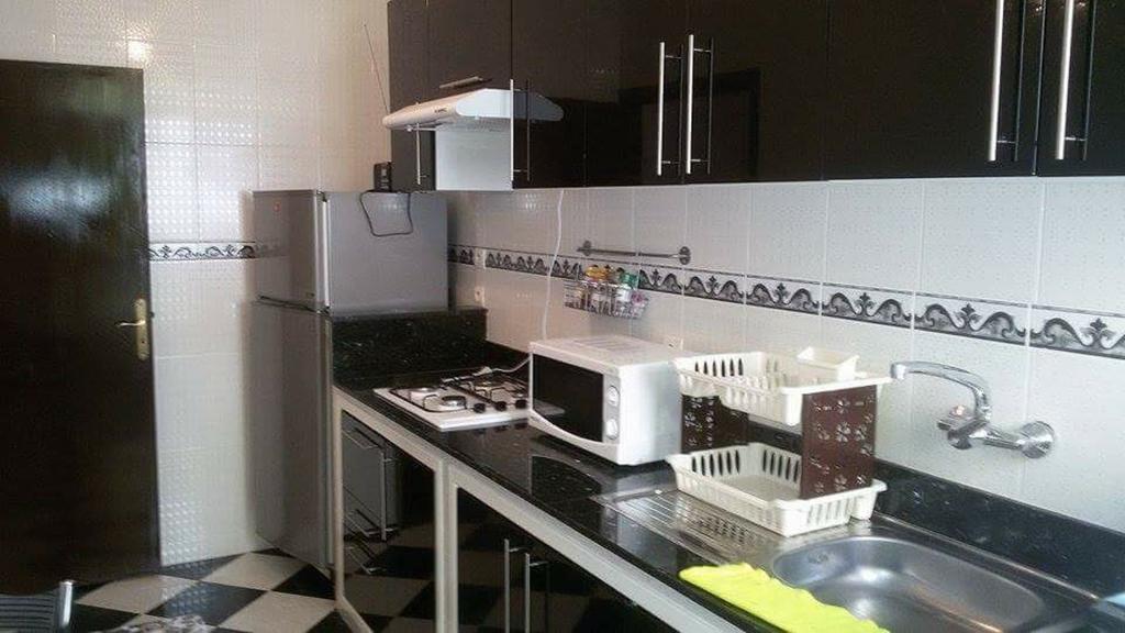 Addoha Apartment Tangeri Esterno foto